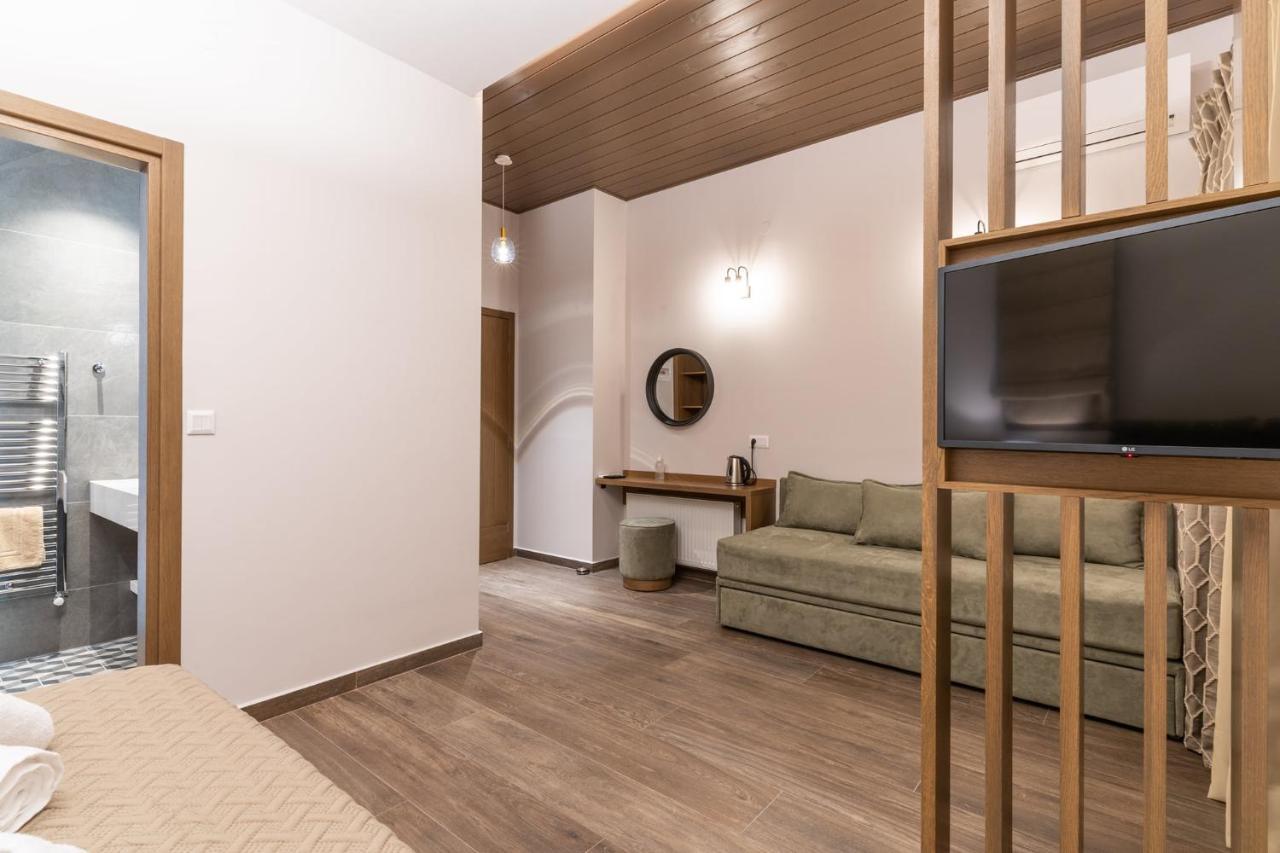 Lydia Suites And Rooms Litóchoron Eksteriør billede